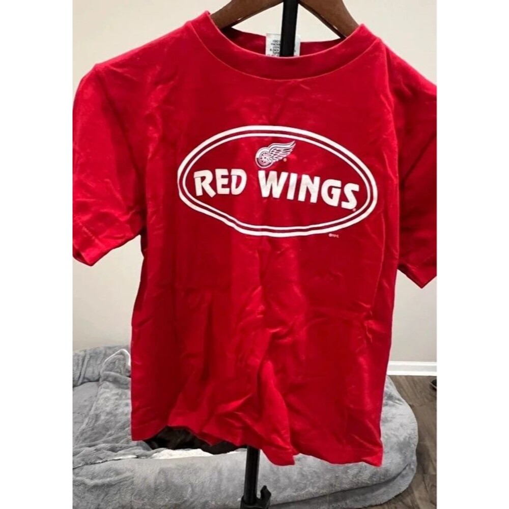 Detroit Red Wings Dynasty Men’s T-Shirt Red Size Medium NHL